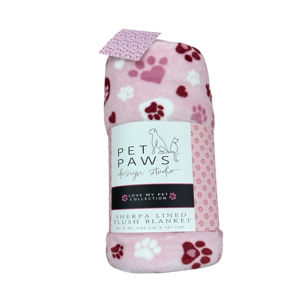 cute heart paw print blanket